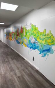 Wandmalerei – kann eine Wand zu groß sein? 4 Wandbild Eingang